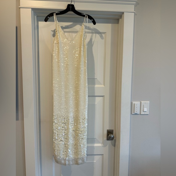 Gorgeous sequin dress by Veronica Beard - Picture 1 of 8
